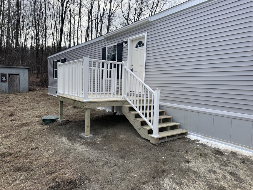 Hinesburg: 129 Hillview Terrace, Single-wide on Leased Lot - Fecteau Homes
