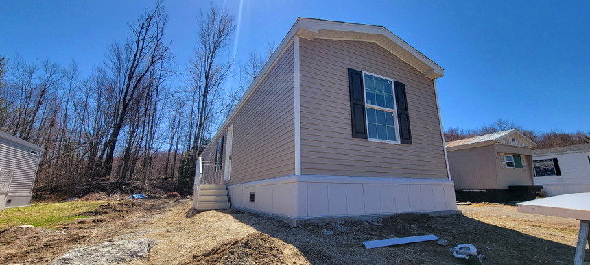 Hinesburg: 137 Hillview Terrace