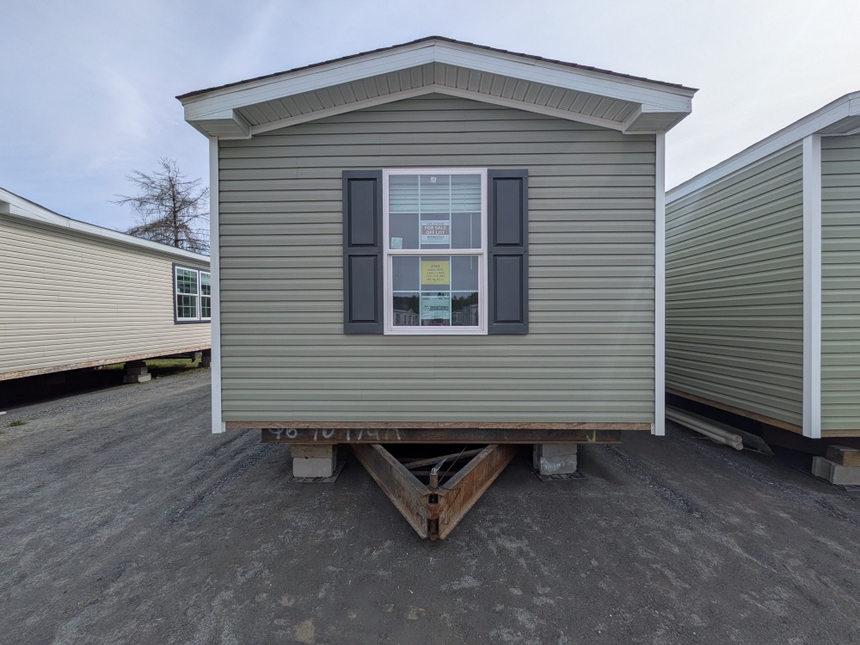 Riverside MHP Single-Wide Home For Sale (Moretown, VT) – $146,900