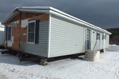 Double-wide 1987 Pine Grove - $52,900