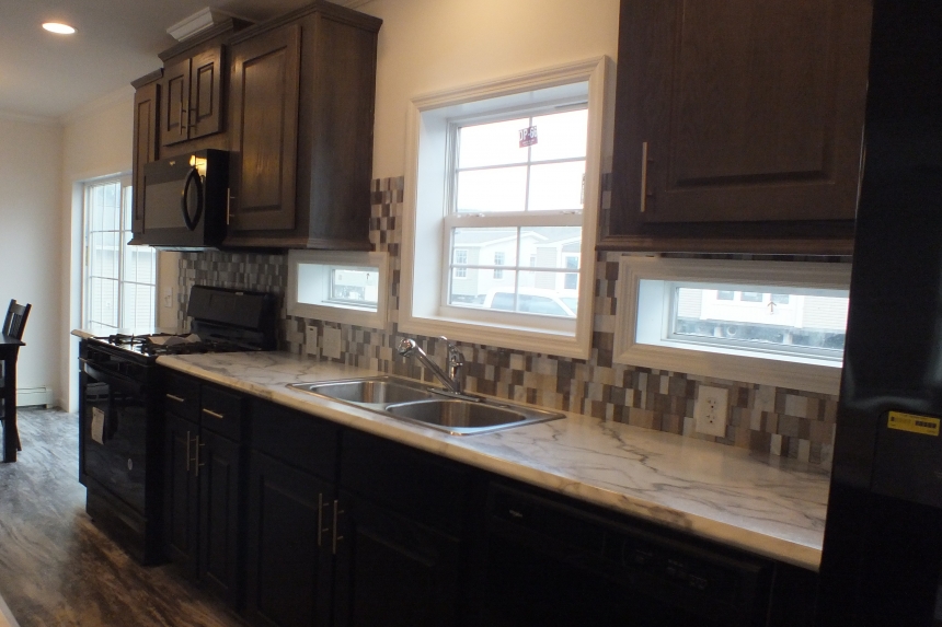 Stock Model 307 kitchen counter A Photo Of The Stock Model 307 Manufactured Home Kitchen Counter
