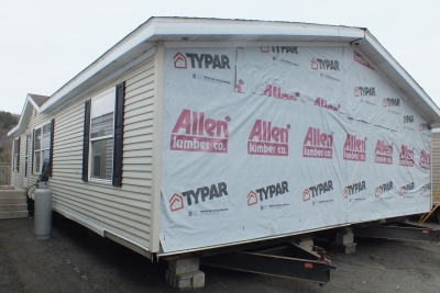 Photo Of Double Wide 2000 Dutch White Exterior