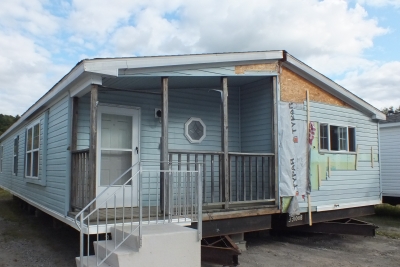 Double-wide 1998 Redman - $44,900