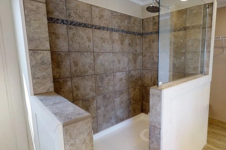Single wide home 8016-721 shower Photo Of Single Wide Home 8016-721 Bathroom Shower